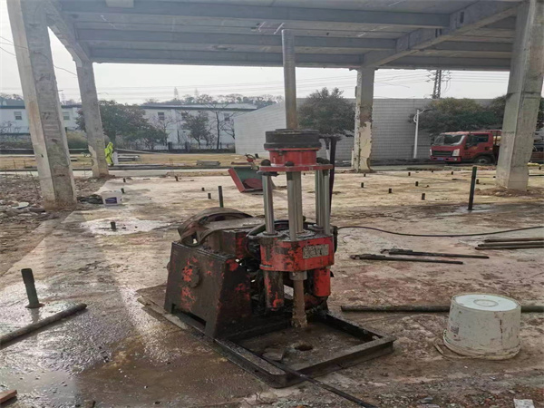 多宝镇袖阀管小导管注浆加固施工工艺